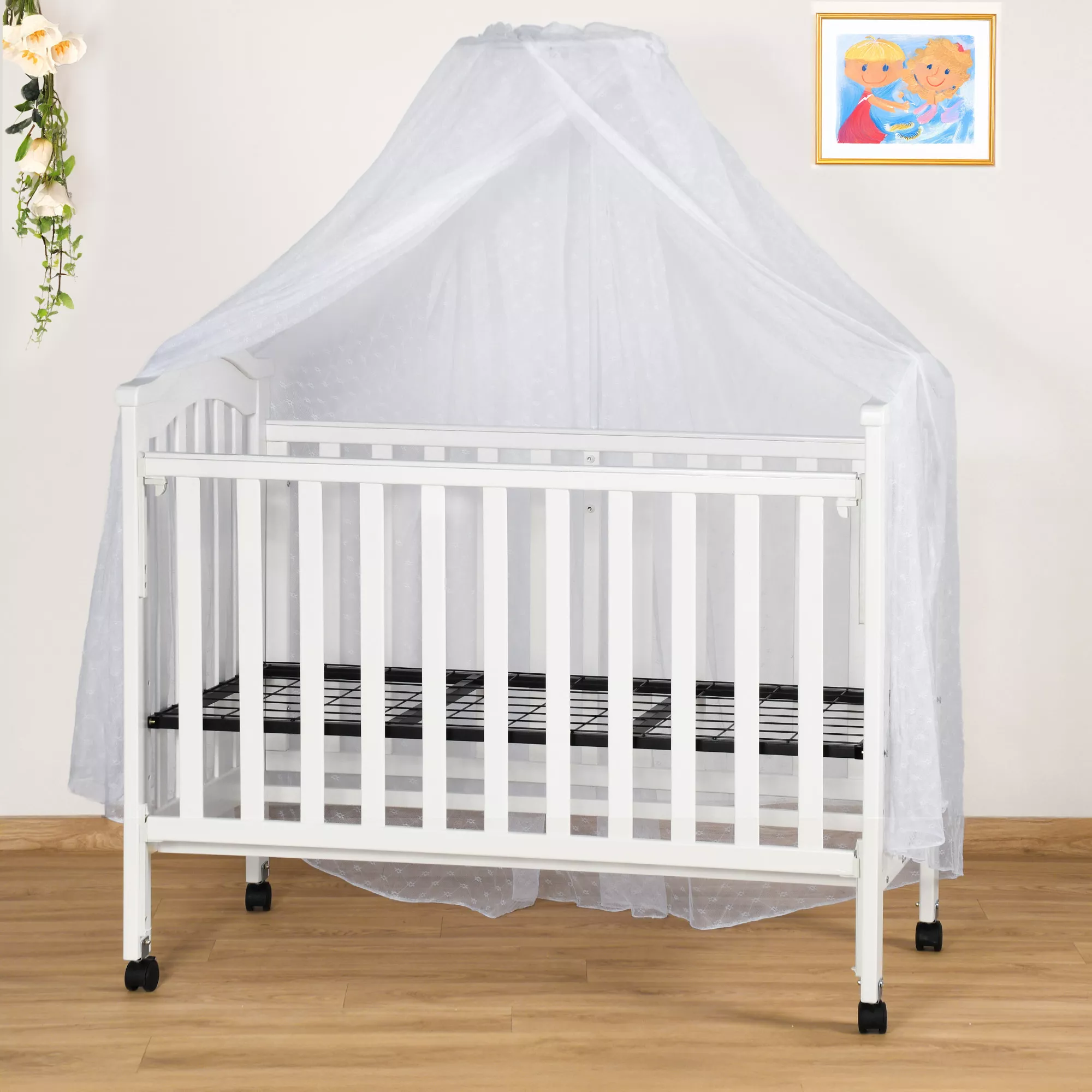 سرير أطفال خشبي بناموسية